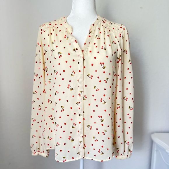 Lauren Conrad Cherry print Top - Picture 1 of 5